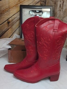 Red Leather High Heel Western Boots IUV -Size 7